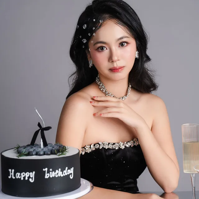 Dear Muse Makeup gallery image 3