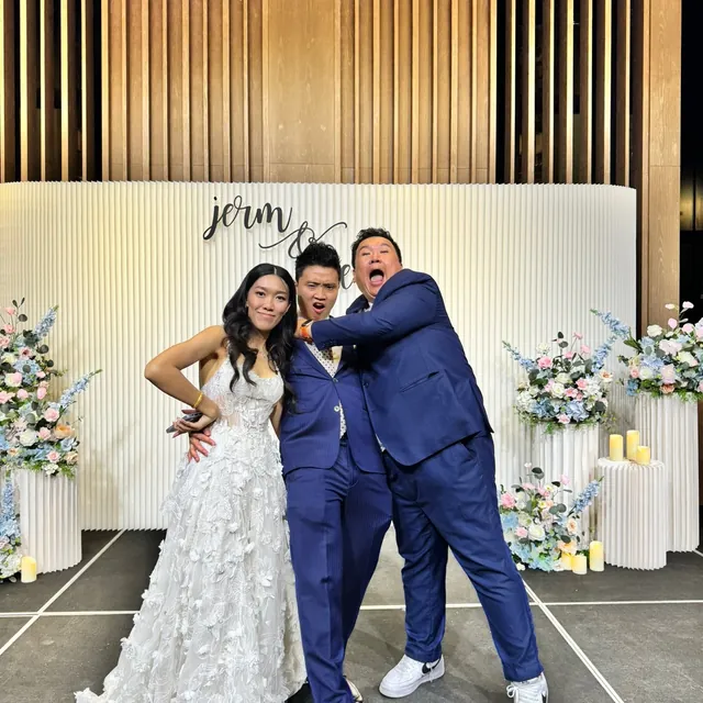 Emcee Dixon wedding profile image
